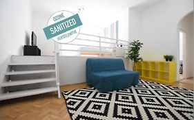 Budget Apartment by Hi5 - Akácfa 4